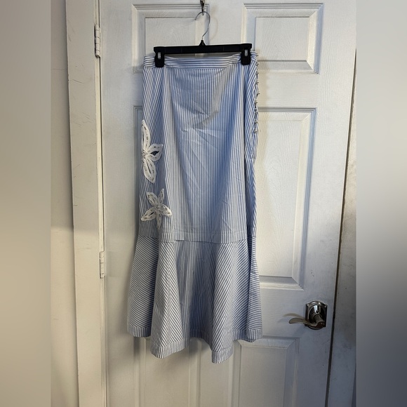 Jasmin Embellished Cutout Maxi Skirt - Picture 4 of 6